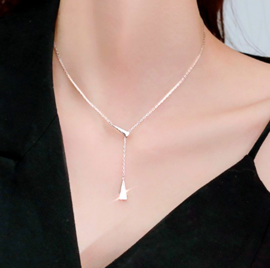 スリムトライアングルネックレス【予約商品】