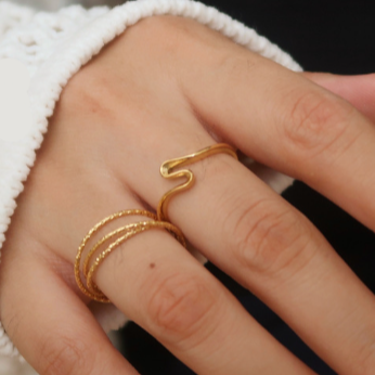 ウェーブラインリング【スピード配送】