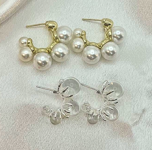 エレガントバブルピアス クリア/パール 【スピード配送】