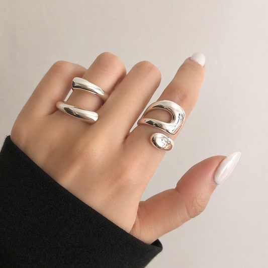 人気No.1|ねじれスパイラルリング 2Style【スピード配送】