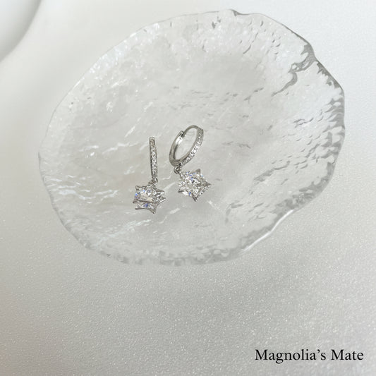 クリスタルピアス【在庫限り】