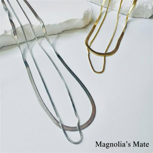 シルバームーンライトネックレス 【スピード配送】