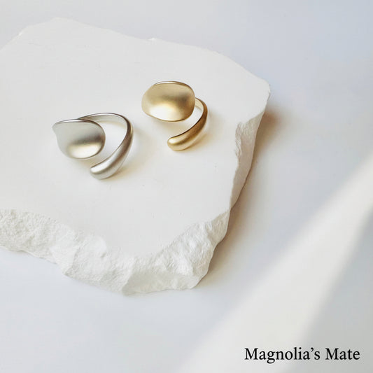 マットスパイラル リング ゴールド/シルバー【スピード配送】