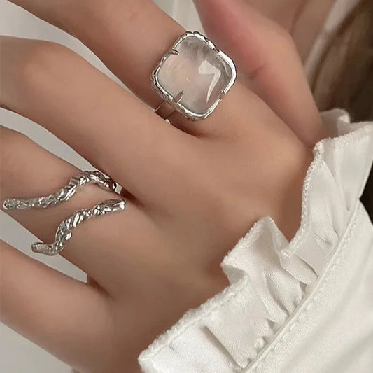 エレガンスムーンストーンリング 2種【スピード配送】