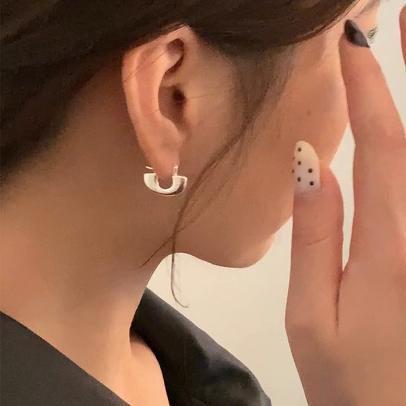 Uモチーフ ネックレス/ピアス 【予約商品】