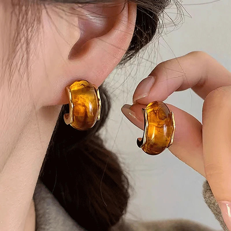 アンバー琥珀のアンフォラピアス　古代壺型ピアス18k アンティークアンバーピアス 10種 【予約商品】 – Magnolia's Mate