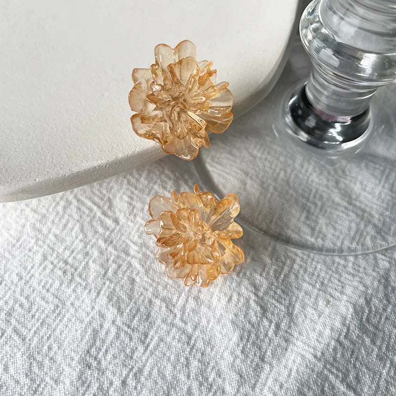 透明アクリルフラワーイヤリング【予約商品】