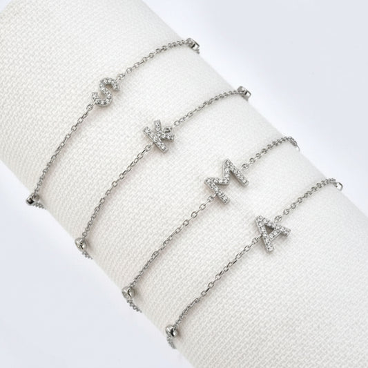 イニシャルストーンブレスレット ゴールド シルバー 【スピード配送】