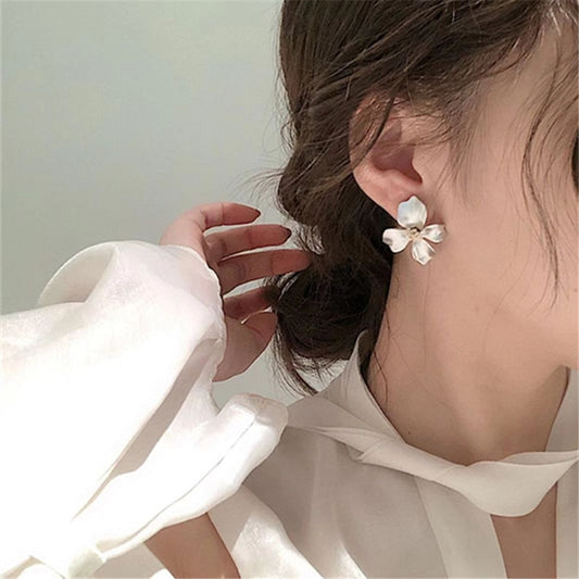 マットフラワー ピアス/イアリング シルバー/ゴールド【予約商品】