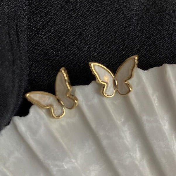 シーシェルバタフライ ピアス ゴールド 【予約商品】