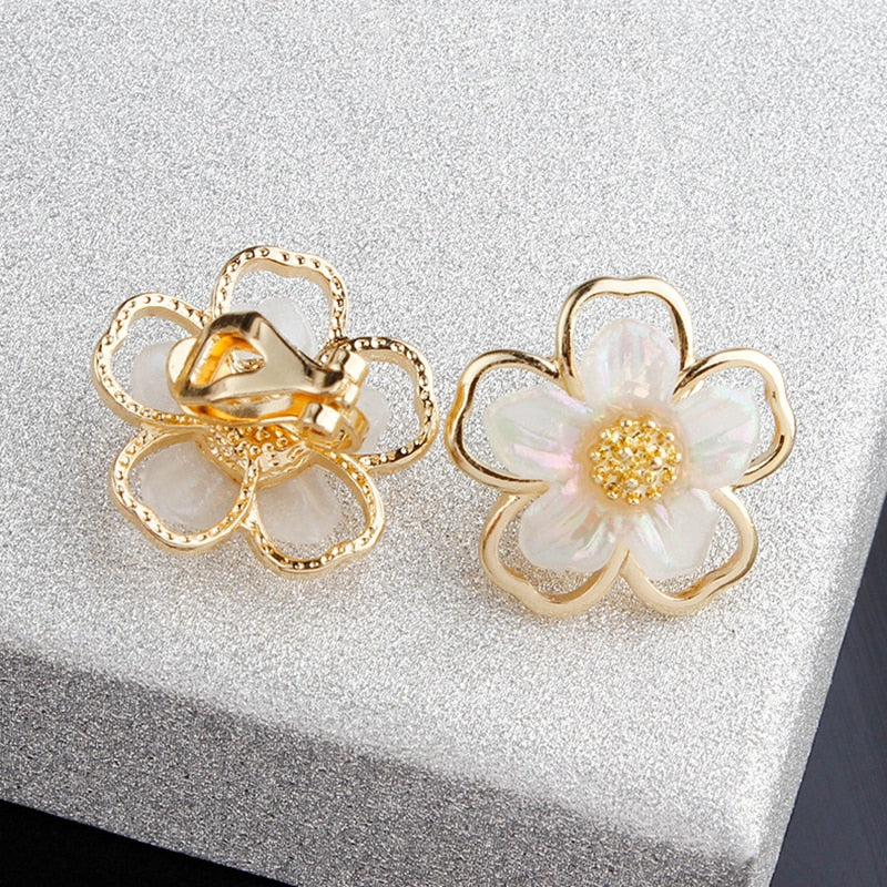 レイヤードフラワー イヤリング/ピアス ゴールド 【予約商品