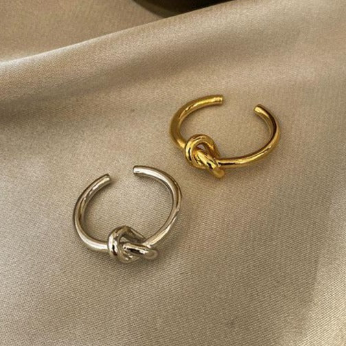 結び目リング ゴールド/シルバー 【スピード配送】