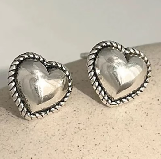 ヴィンテージ風ハートピアス シルバー【スピード配送 ヴィンテージ風ハートピアス シルバー【スピード配送