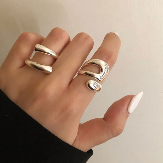 ねじれスパイラルリング　【アウトレット品】