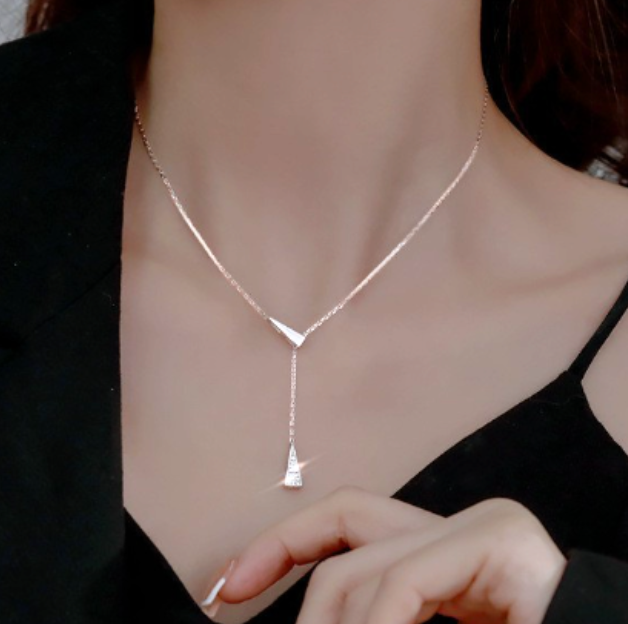 スリムトライアングルネックレス【予約商品】