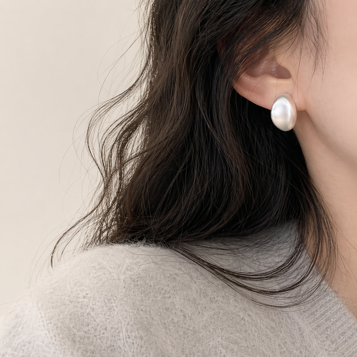 マットオーバルピアス　ゴールド/シルバー【予約商品】
