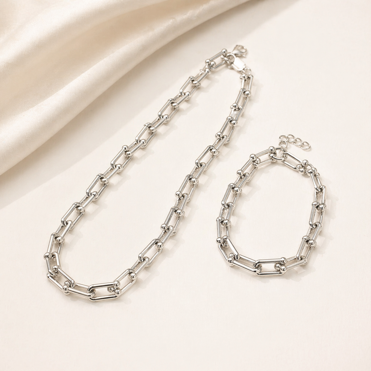 チェーンネックレス＆ブレスレットSet　ゴールド/シルバー 【予約商品】