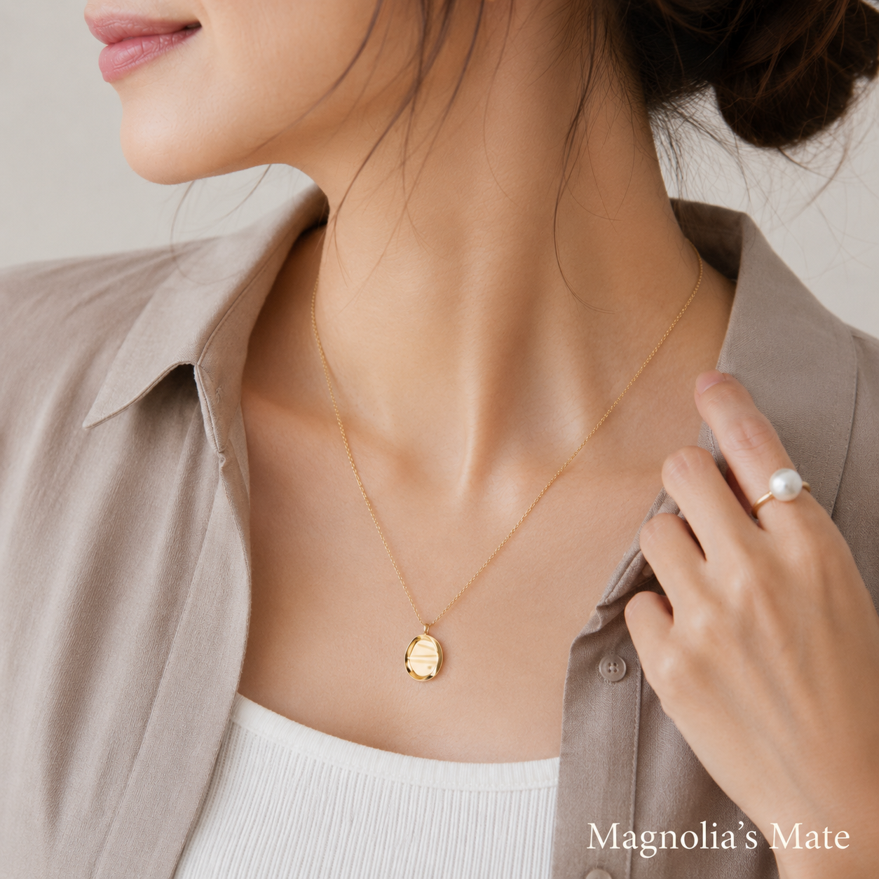 Nuance Plate Necklace Gold [Fast Shipping]