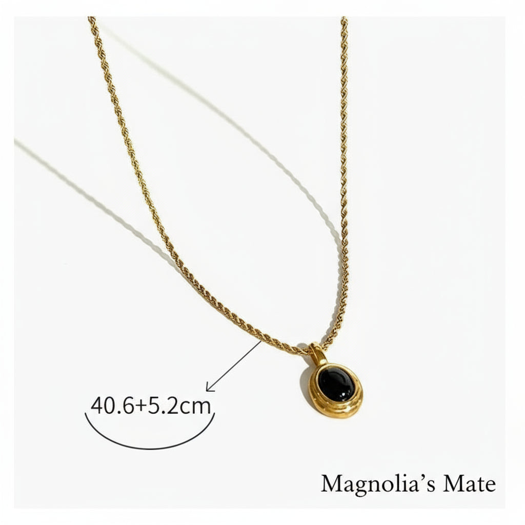 Oval Stone Twisted Chain Necklace Black/White [Fast Shipping]