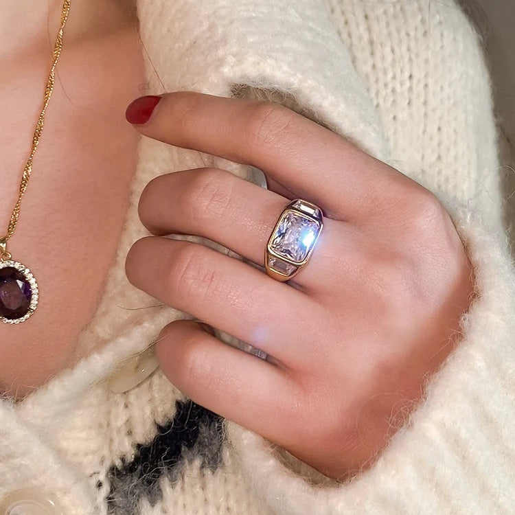 Square Gold Ring [Pre-order Item]