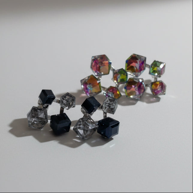 Prism Jewel Earrings Black/Aurora [Pre-order item]