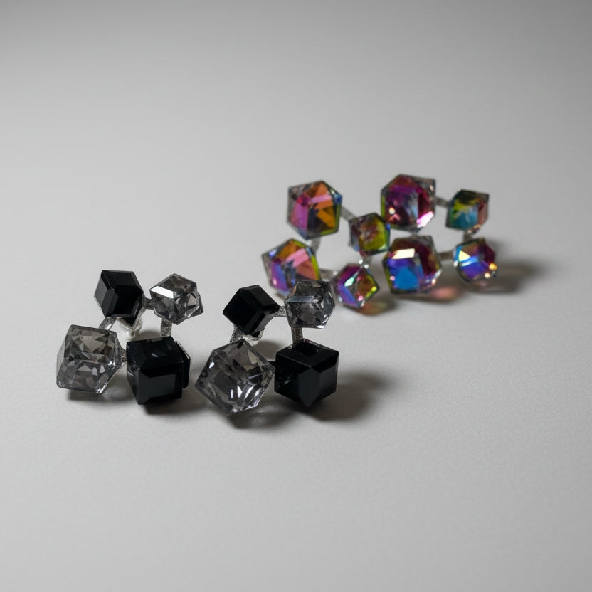 Prism Jewel Earrings Black/Aurora [Pre-order item]