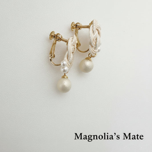 花結びコットンパール イヤリング／ピアス【予約商品】