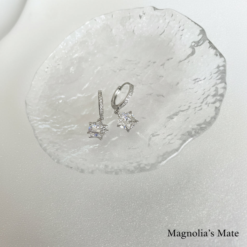 クリスタルピアス【在庫限り】