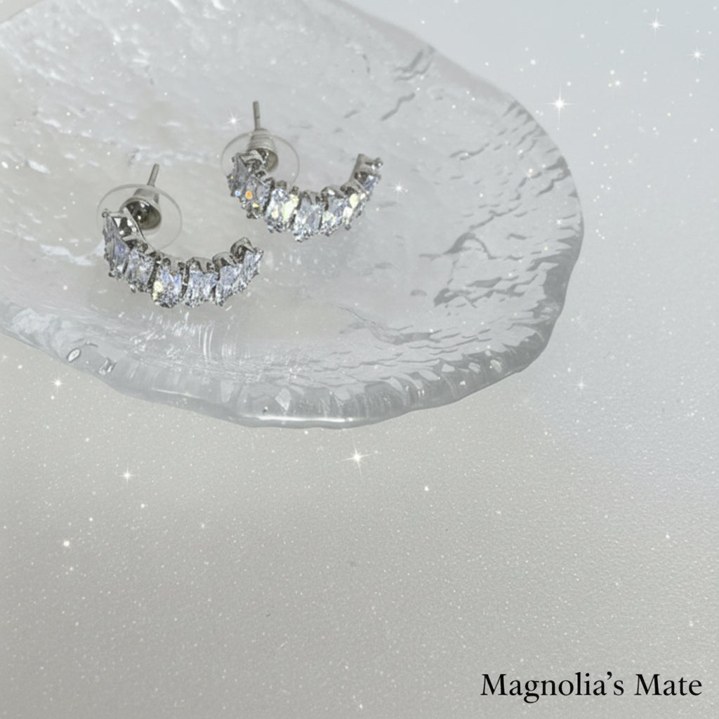 クリスタルピアス【在庫限り】