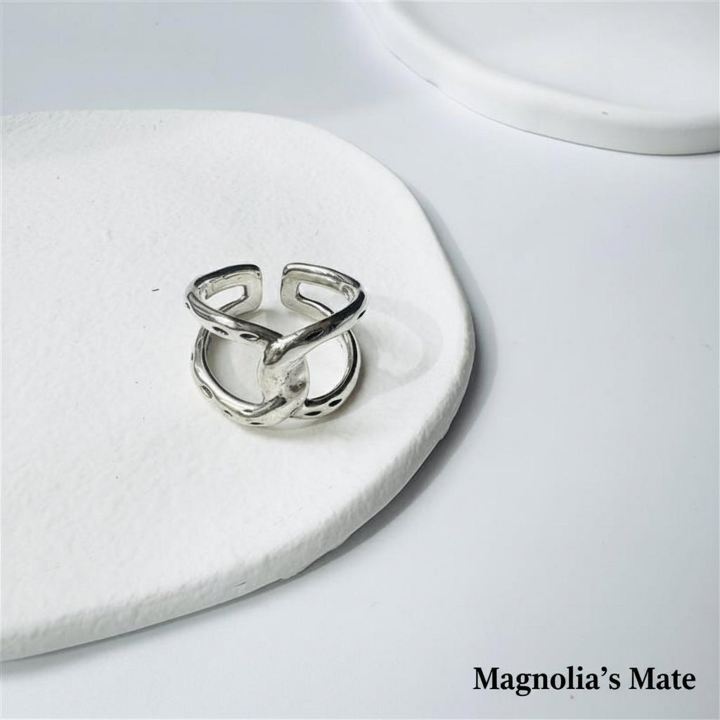 Interlocking Silver Ring [Fast Shipping]