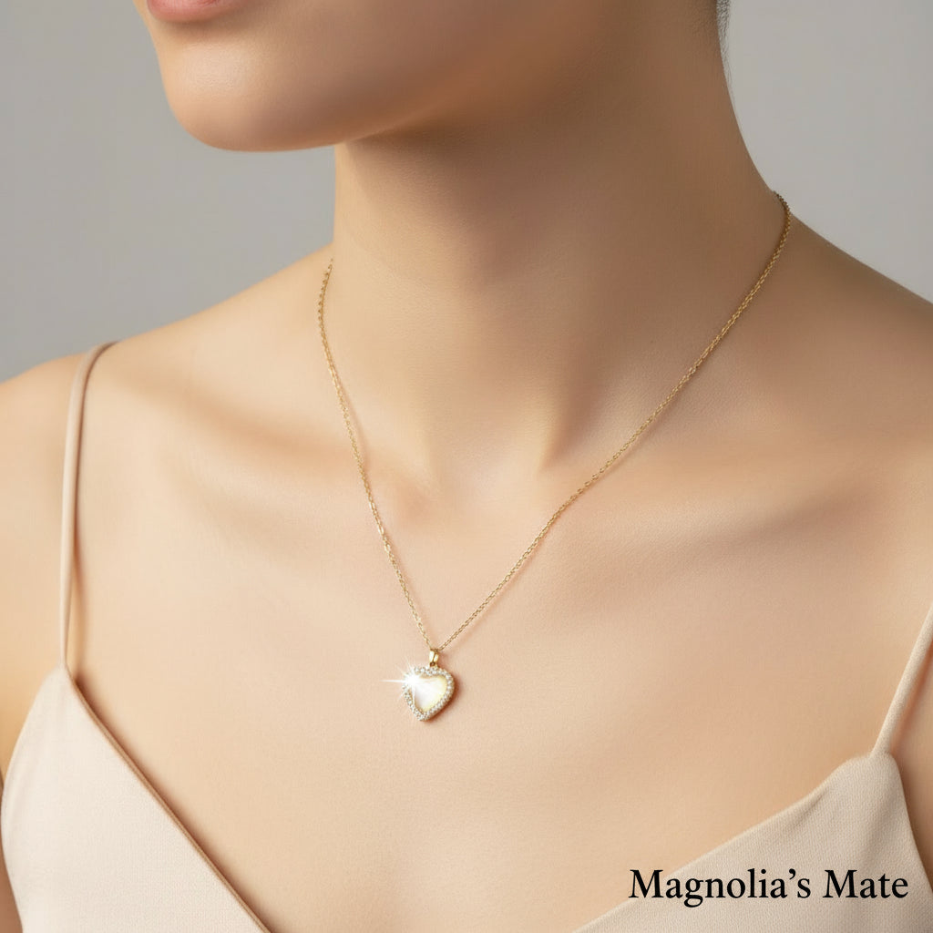 ハート型オパールチェーンペンダントネックレス　ゴールド　【スピード配送】