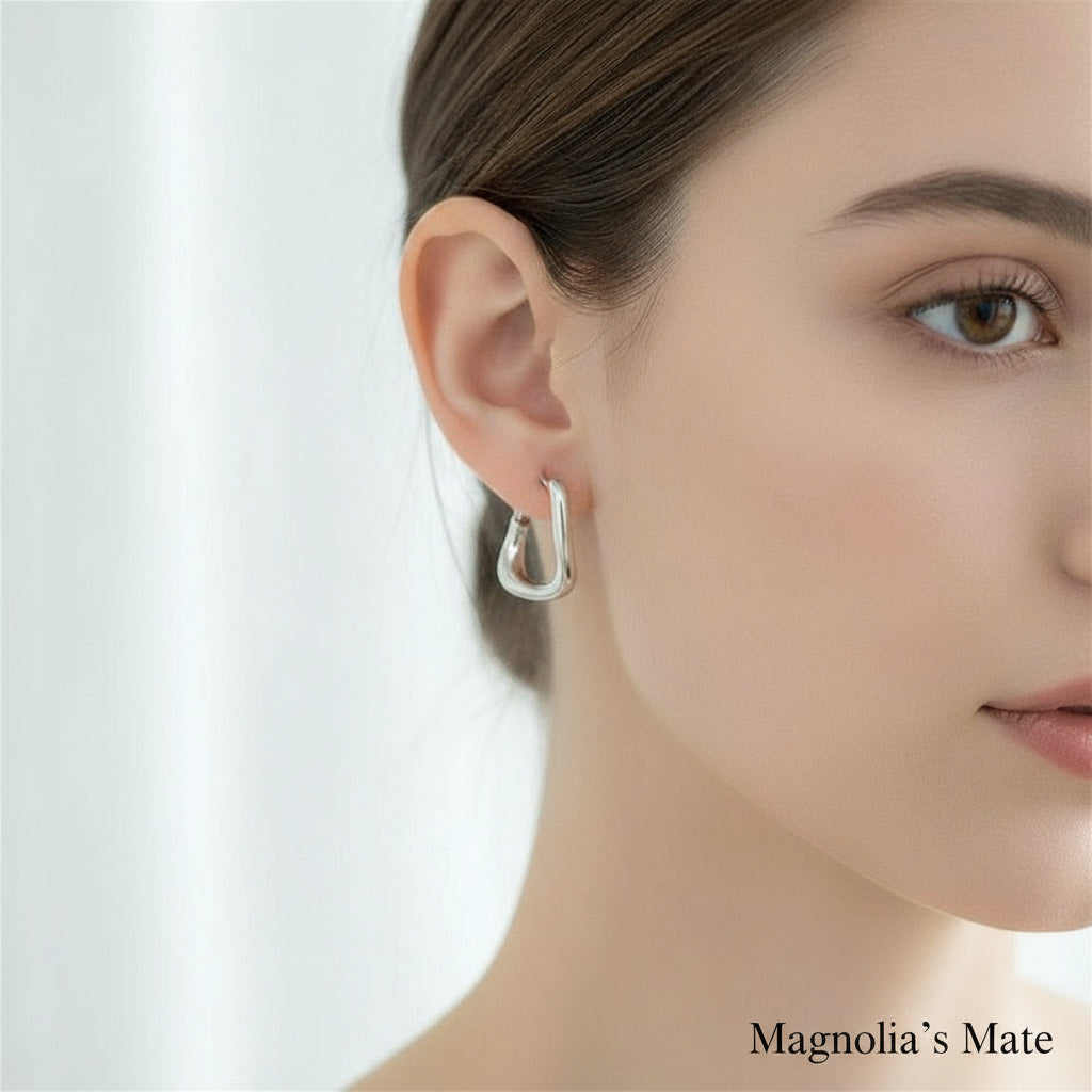 Distorted Hoop Earrings Silver [Fast Shipping]