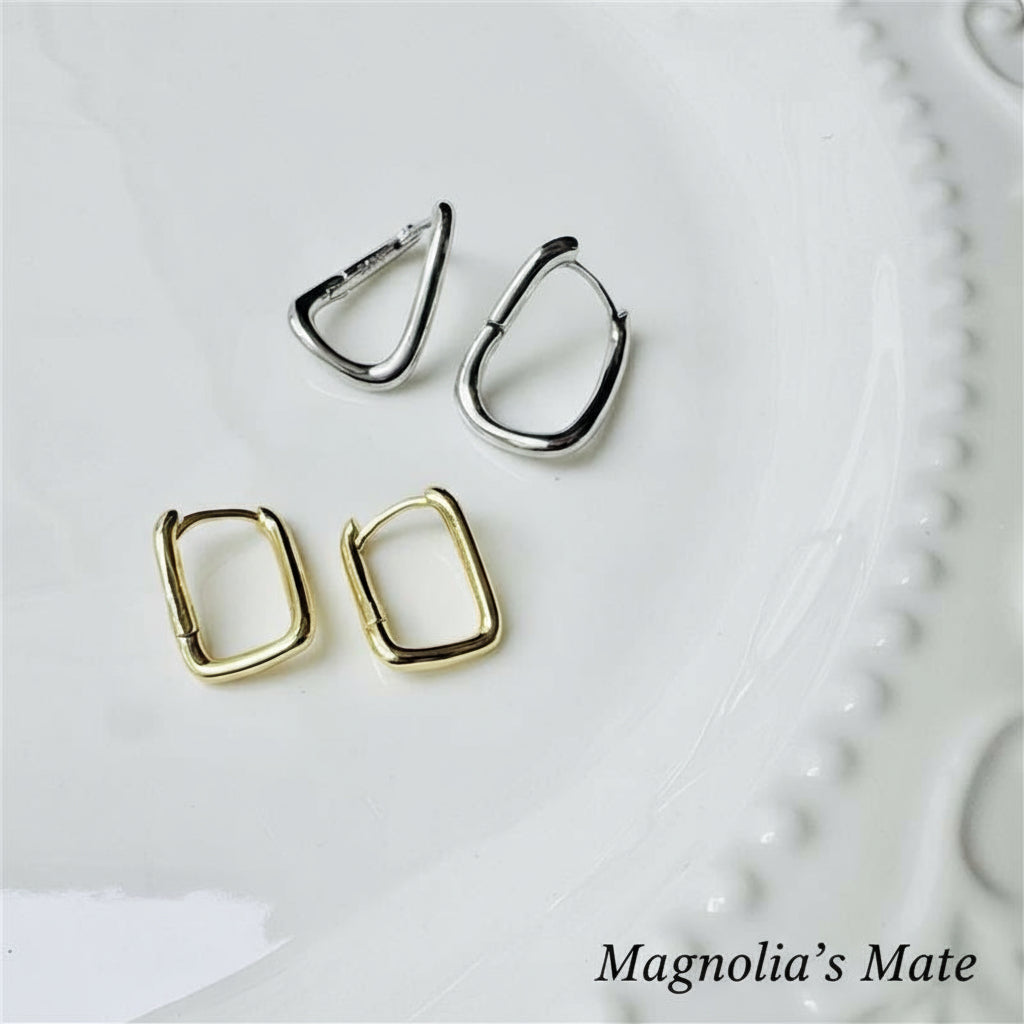 Distorted Hoop Earrings Silver [Fast Shipping]