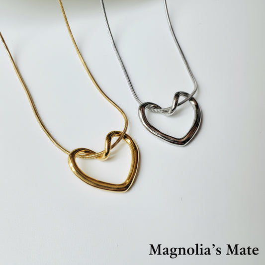 ハートツイストネックレス　ゴールド/シルバー　【予約商品】