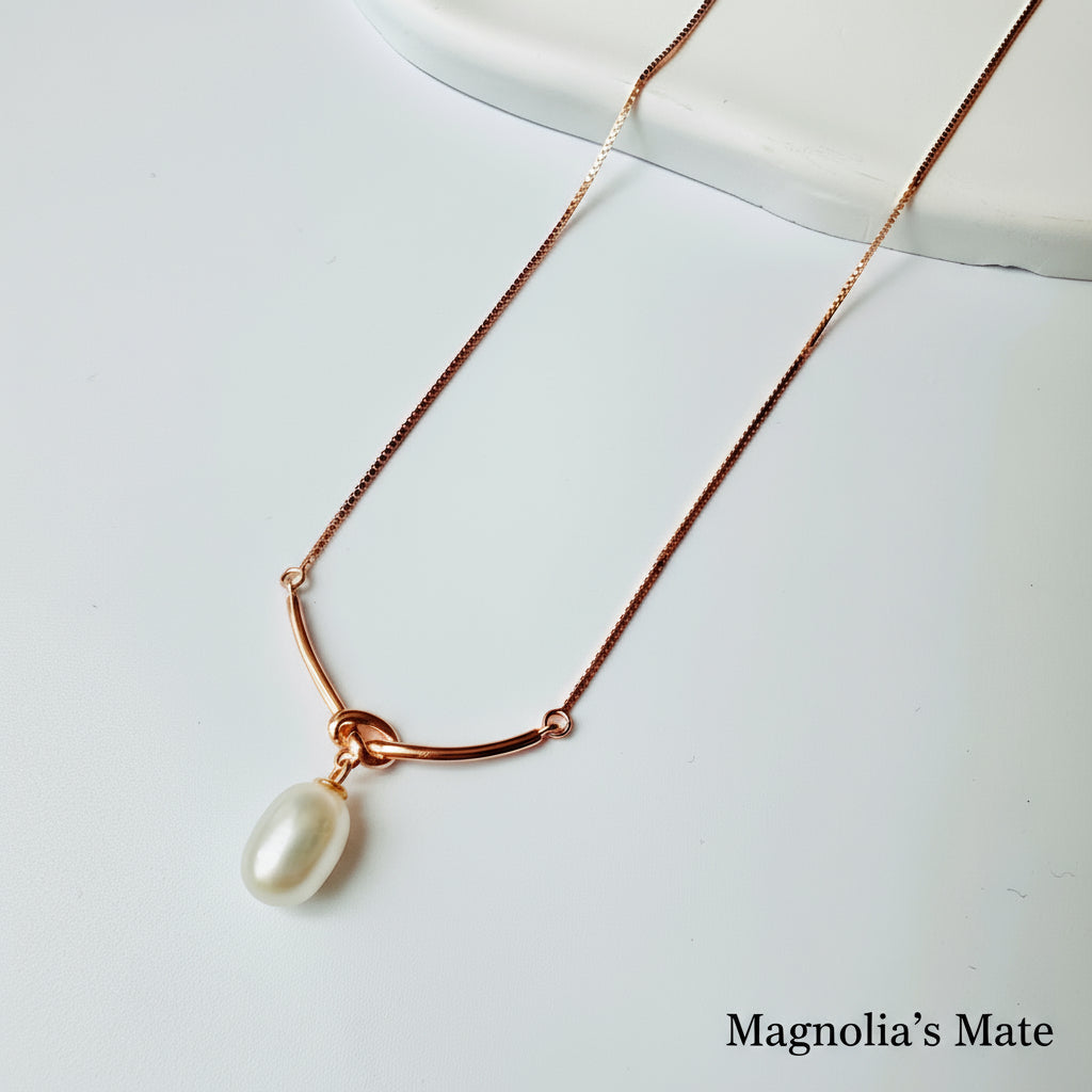 ワンノットパールネックレス　【スピード配送】