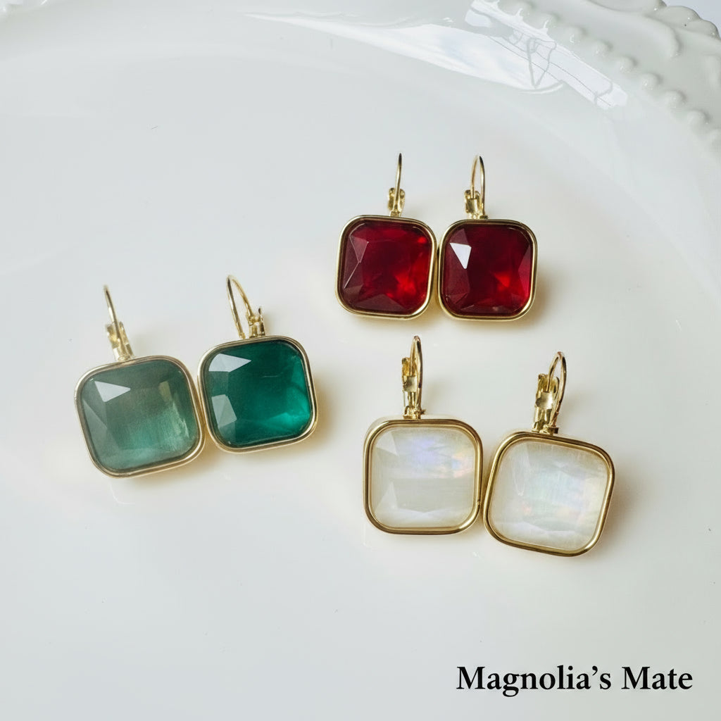 スクエアカラーピアス ゴールド 4色 【予約商品】 – Magnolia's Mate