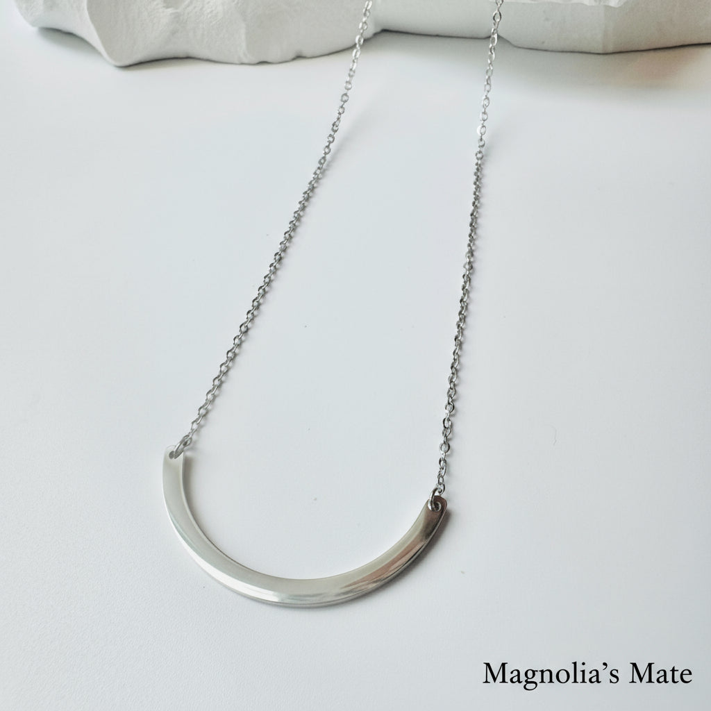 Curved Bar Necklace Gold/Silver [Fast Shipping]