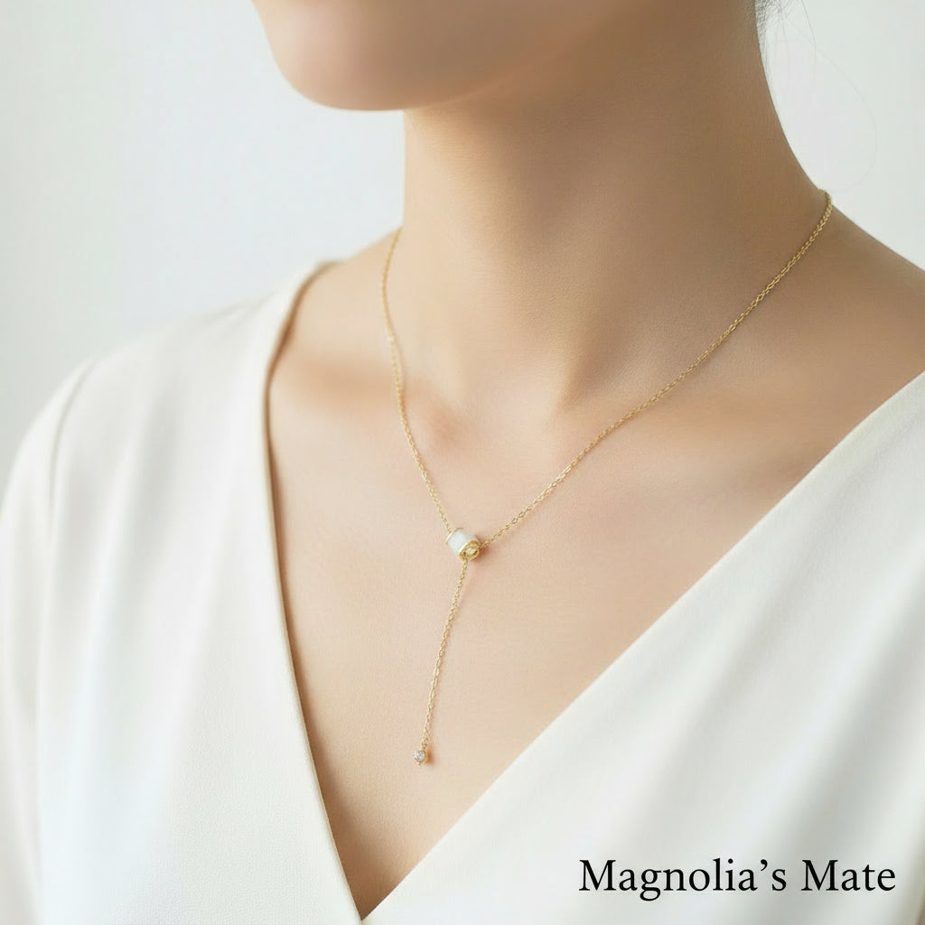 ゆれるオパール＆クリスタル　ネックレス　ゴールド/シルバー　【スピード配送】