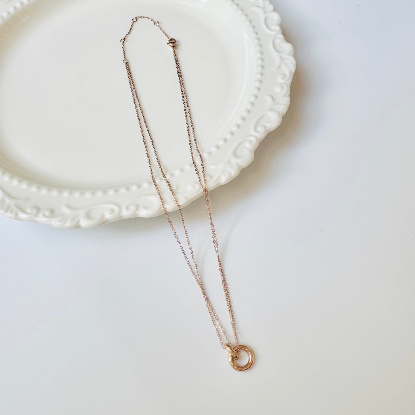 Qネックレス 　【スピード配送】