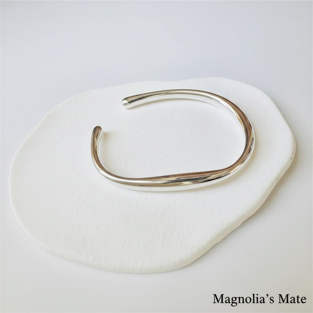 カーブニュアンス　バングル　シルバー 【スピード配送】