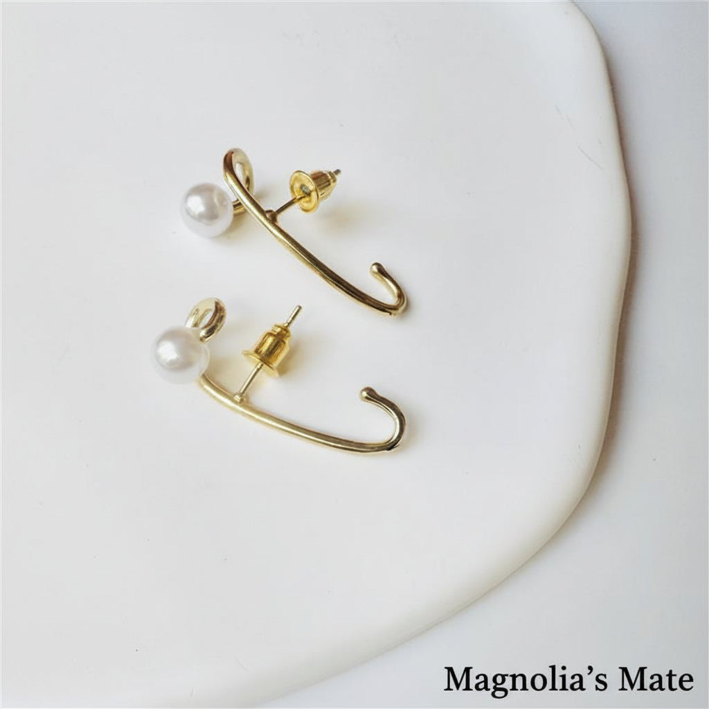 ななめライン　パールピアス 【予約商品】