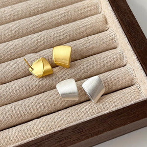 カーブフォールドピアス　ゴールド/シルバー【予約商品】