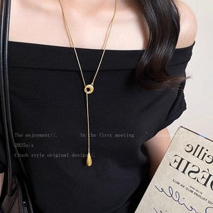 ドロップムーン スライドネックレス　ゴールド／シルバー【予約商品】