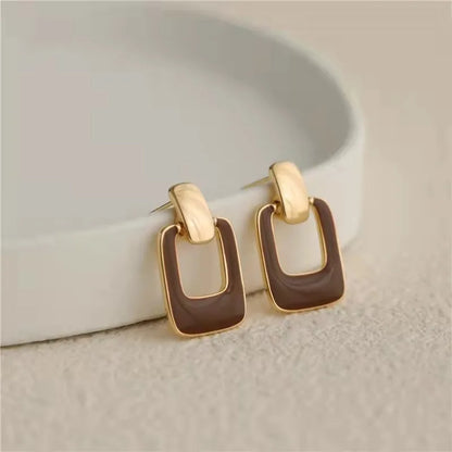 Modern Rectangle Earrings Brown [Pre-order Item]