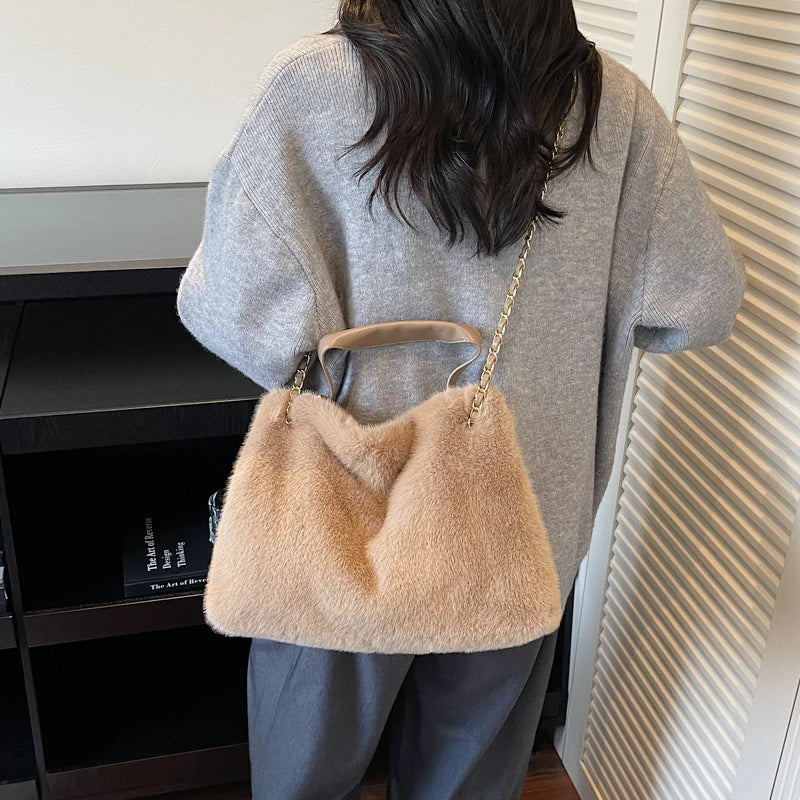 フェイクファー チェーンショルダーバッグ　6色【予約商品】