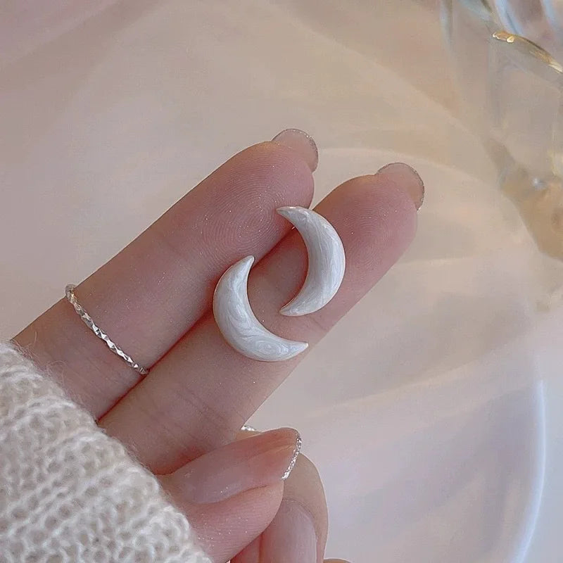 ミルキーカーブイヤリング【スピード配送】