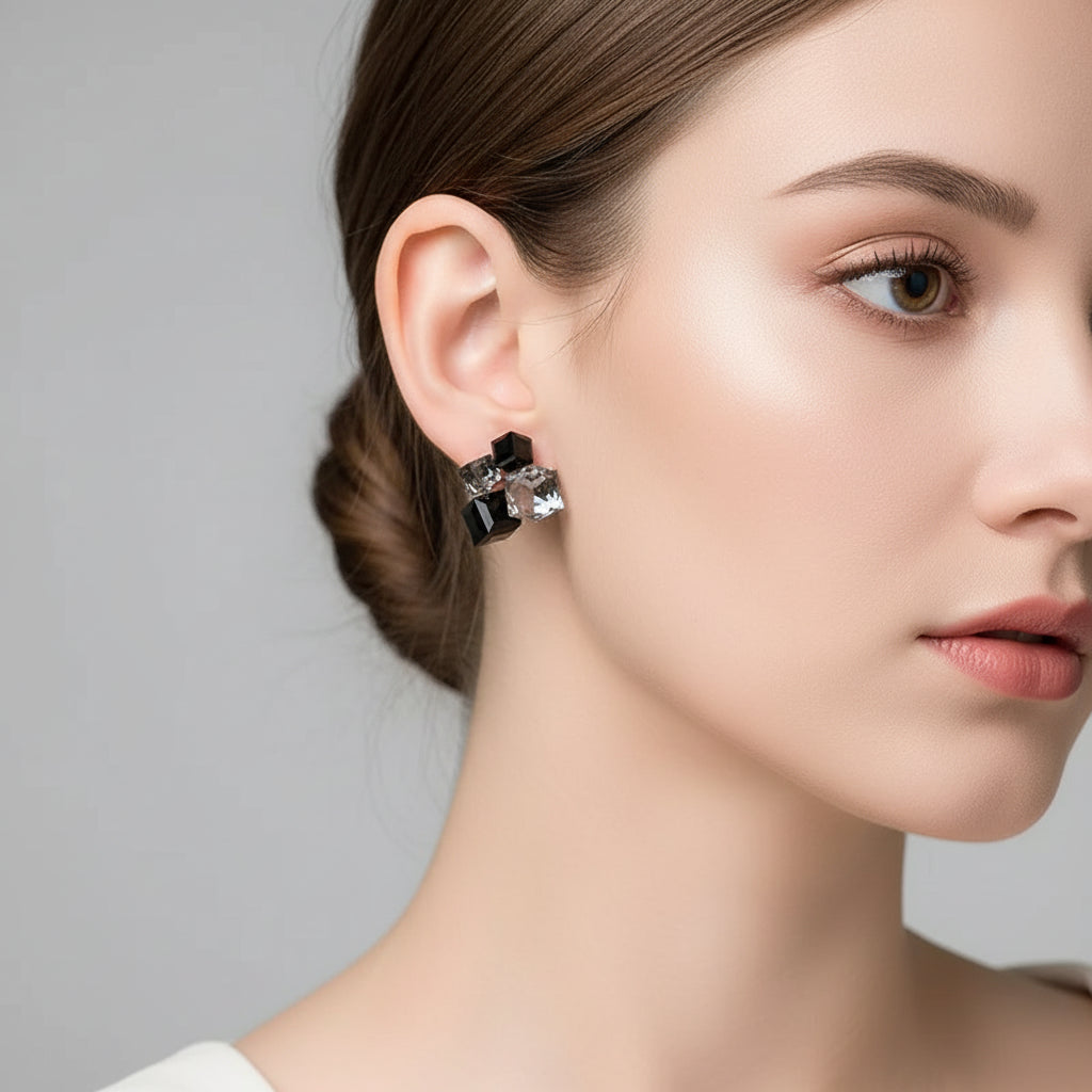 Prism Jewel Earrings Black/Aurora [Pre-order item]