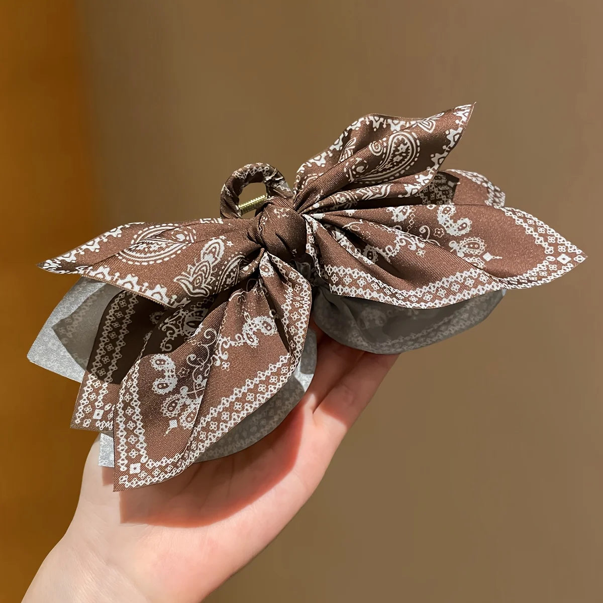バタフライライン・ヘアクリップ【予約商品】