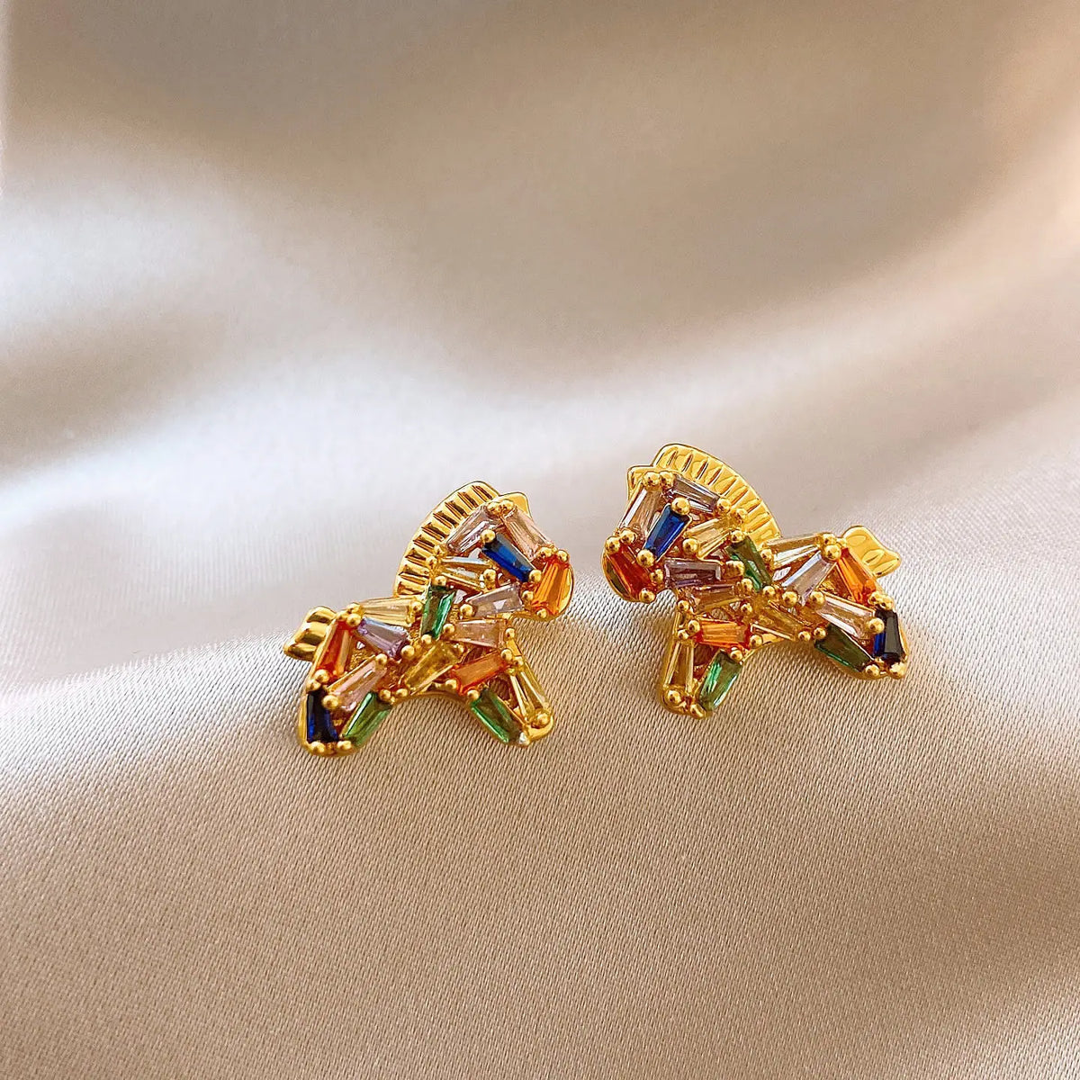 マルチカラー ホースモチーフアクセサリー｜ネックレス・ピアス【予約商品】