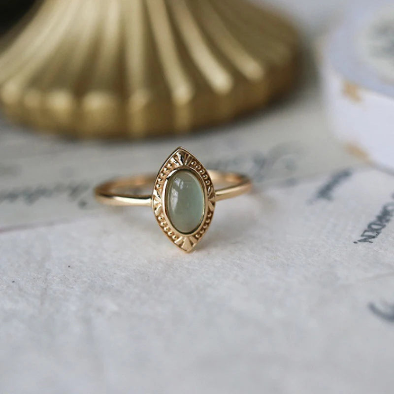 Antique oval stone ring [Pre-order item]
